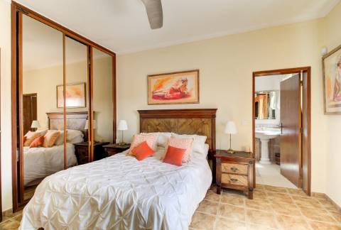 Moradia T3 de Luxo com Piscina e vista mar