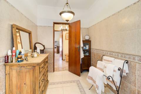 Moradia T3 de Luxo com Piscina e vista mar