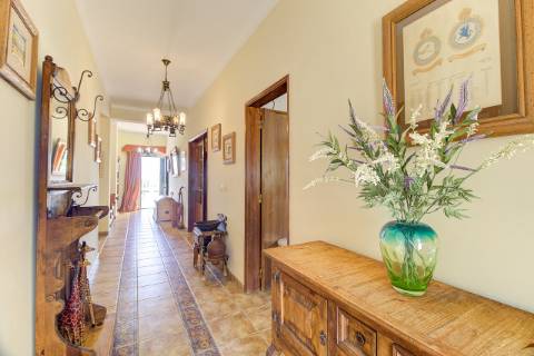 Moradia T3 de Luxo com Piscina e vista mar