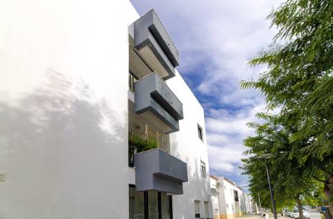 Apartamento T2 com Varandas em Castro Marim