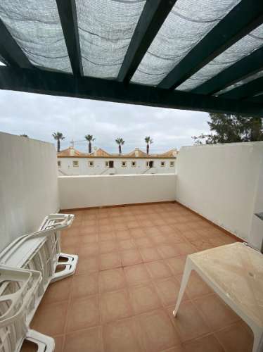 Moradia V2 disponível para arrendamento temporário em Tavira