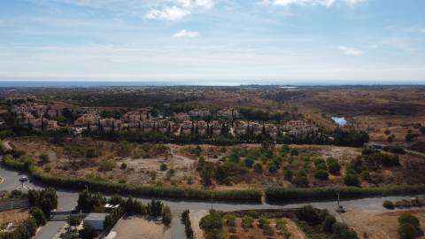 Terreno com viabilidade construtiva até 500 metros quadrados