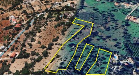 Conjunto de 6 Terrenos com 16.700 m² e Ruína Oportunidade em Estoi, Faro