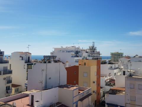 Apartamento T1+1 com vista mar e pinhal - luminoso e com duas varandas.