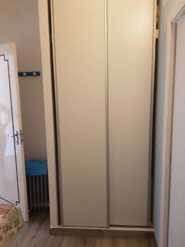 Apartamento T1+1 com vista mar e pinhal - luminoso e com duas varandas.