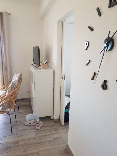 Apartamento T1+1 com vista mar e pinhal - luminoso e com duas varandas.