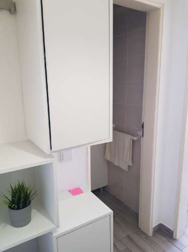 Apartamento T1+1 com vista mar e pinhal - luminoso e com duas varandas.