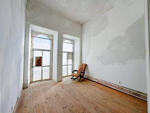 Casa Típica para recuperar na Baixa de Olhão.