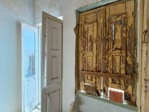 Casa Típica para recuperar na Baixa de Olhão.