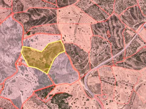 TERRENO RÚSTICO COM 17.480 m2 - ÁGUA E SISTEMA SOLAR - ESTRUTURA AMOVÍVEL - PRÓXIMO AO MARROQUIL - AZINHAL CASTRO MARIM - ALGARVE