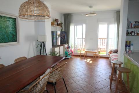 Casa com Vista de Rio - Conforto, Elegância e Inspiração em Cada Detalhe