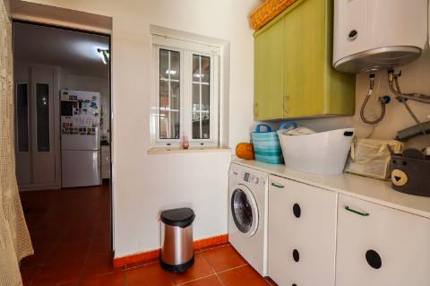 Moradia Isolada T5 com T1 Independente em Zona Privilegiada de Ayamonte - Piscina