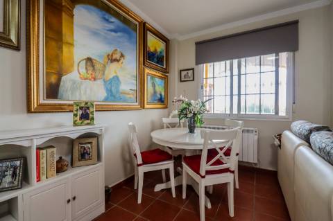 Moradia Isolada T5 com T1 Independente em Zona Privilegiada de Ayamonte - Piscina