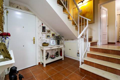 Moradia Isolada T5 com T1 Independente em Zona Privilegiada de Ayamonte - Piscina