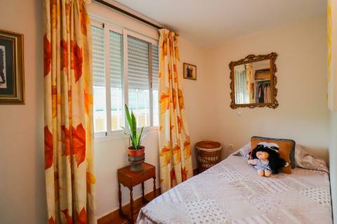 Moradia Isolada T5 com T1 Independente em Zona Privilegiada de Ayamonte - Piscina