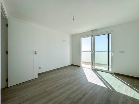 Duplex T1+2 Vista Mar - Orientação a Sul - Altura - Construção Nova