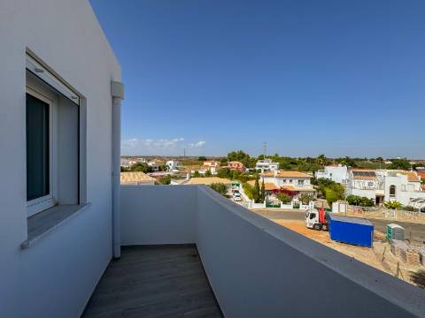 Duplex T1+2 Vista Mar - Orientação a Sul - Altura - Construção Nova