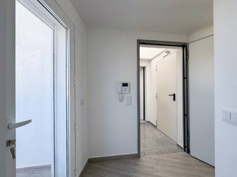 Duplex T1+2 Vista Mar - Orientação a Sul - Altura - Construção Nova