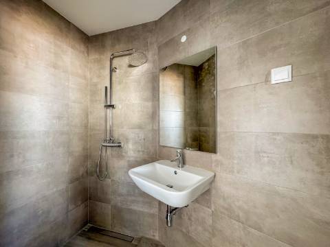 Apartamento T2+1 Virado a Sul a 3minutos da Praia - Altura - Construção Nova