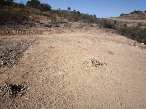 TERRENO RÚSTICO COM 2.360 M2 PROXIMO A ALDEIA DA CORTE DO GAGO - CASTRO MARIM - ALGARVE