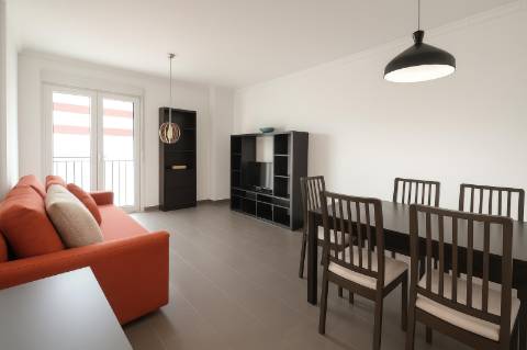 Vila Real de Santo António, T2 com Piscina e estacionamento