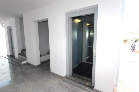 Vila Real de Santo António, T2 com Piscina e estacionamento