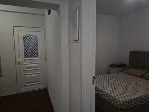 Simpática Moradia T3 com Terraço e Churrasqueira, para Arrendamento em Zambujal de Cima Sesimbra