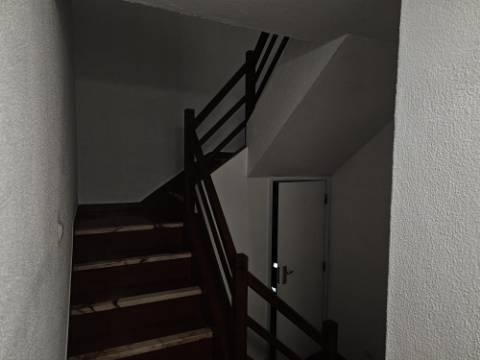 Simpática Moradia T3 com Terraço e Churrasqueira, para Arrendamento em Zambujal de Cima Sesimbra