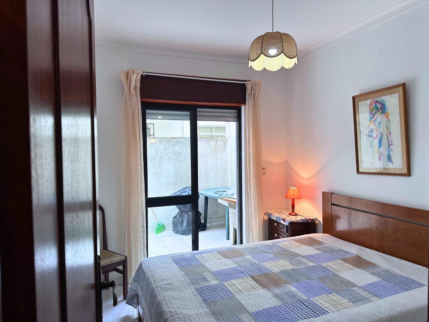 Apartamento T2 | Rés do Chão - Monte Gordo - Arrendamento Setembro - Julho