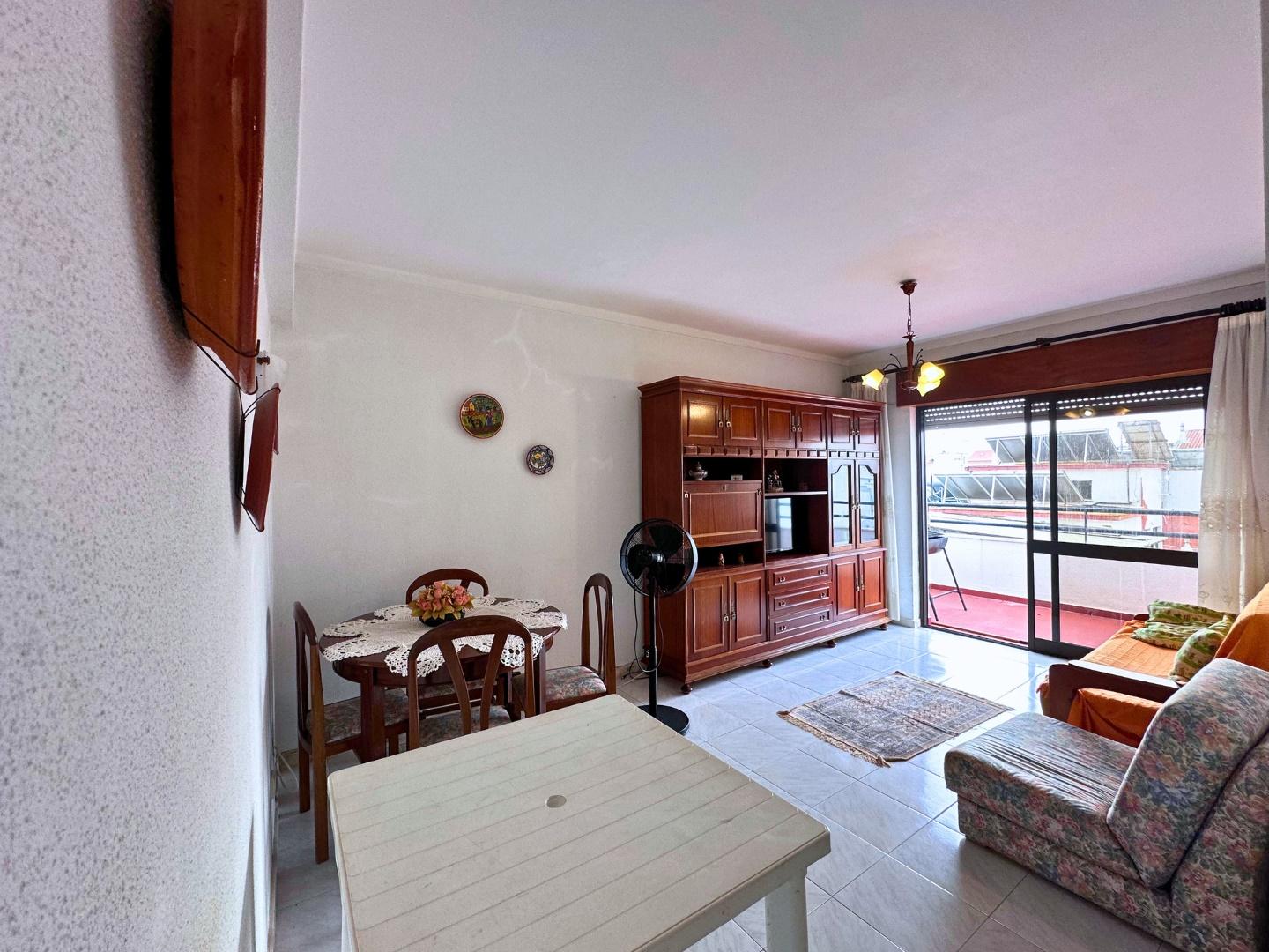 Apartamento T1 com Varanda a Sul | Arrendamento Anual | Monte Gordo