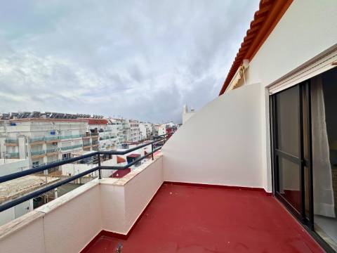Apartamento T1 com Varanda a Sul | Arrendamento Anual | Monte Gordo