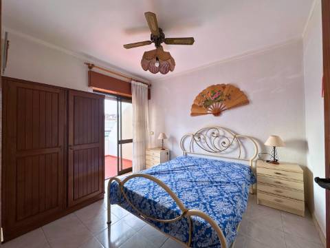 Apartamento T1 com Varanda a Sul | Arrendamento Anual | Monte Gordo