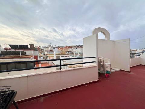 Apartamento T1 com Varanda a Sul | Arrendamento Anual | Monte Gordo