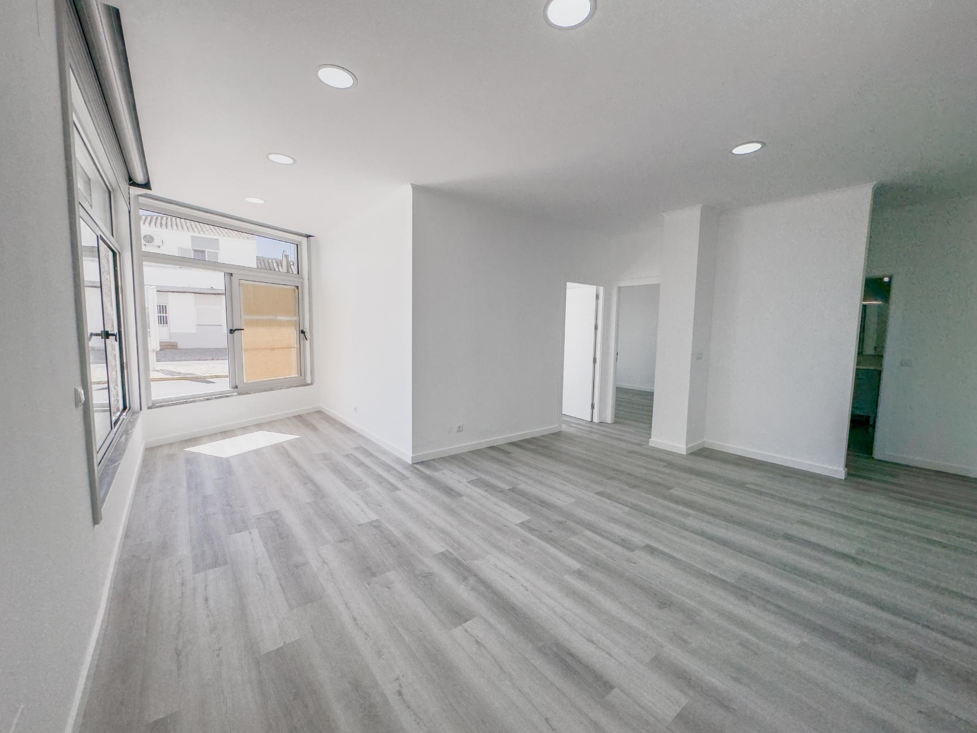 Apartamento T2 Novo no R/C com Fantástica Vista para o Rio Guadiana