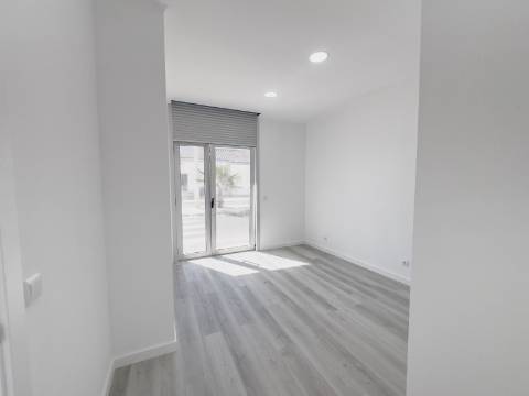 Apartamento T2 Novo no R/C com Fantástica Vista para o Rio Guadiana