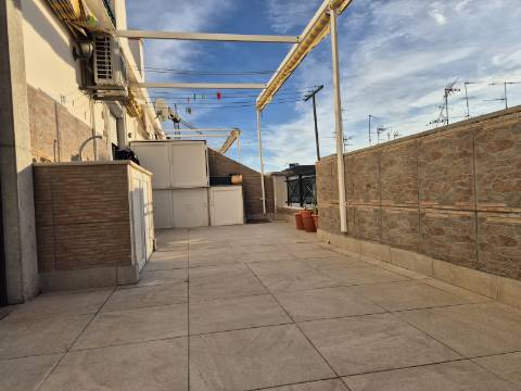 Excelente T3 para venda em Vila Real de Santo Antonio