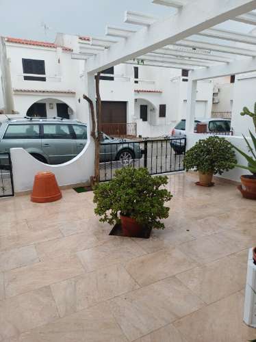 Elegante Moradia Mobilada a Poucos Minutos da Praia da Altura