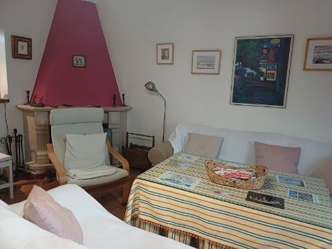 Elegante Moradia Mobilada a Poucos Minutos da Praia da Altura