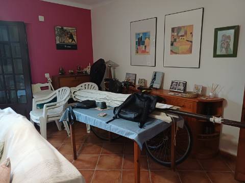 Elegante Moradia Mobilada a Poucos Minutos da Praia da Altura