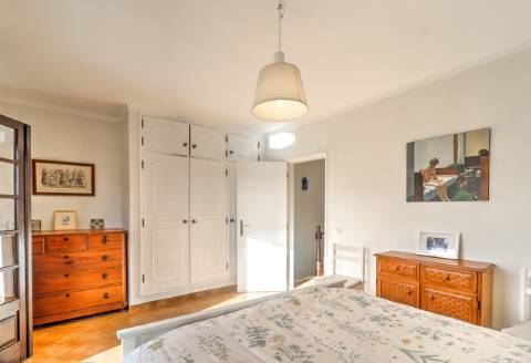 Elegante Moradia a Poucos Minutos da Praia da Altura