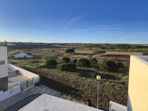 Moradia V3 em Santa Rita para venda com vista mar