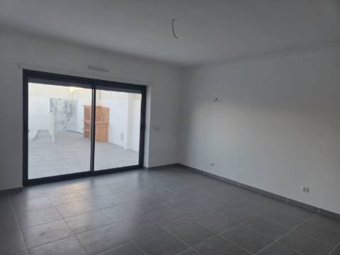 Moradia V3 em Santa Rita para venda com vista mar