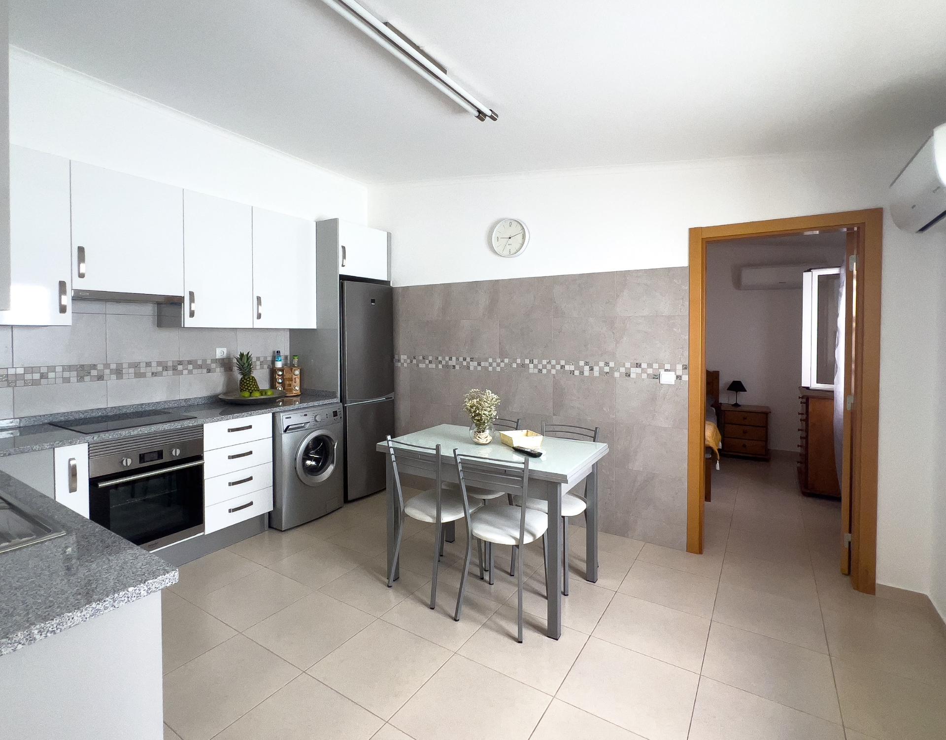 Espetacular Moradia V3 em suite + T2 com Piscina aquecida e Garagem em Vila Nova de Cacela