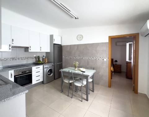 Espetacular Moradia V3 em suite + T2 com Piscina aquecida e Garagem em Vila Nova de Cacela