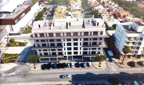 Negócio Imperdível: Lote em Olhão para Prédio de 20 Apartamentos! Areas entre os 81m2 e 152m2