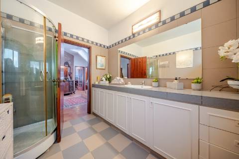 Quinta com 3 Casas + Piscina e Garagem | 6.040 m² - Moncarapacho
