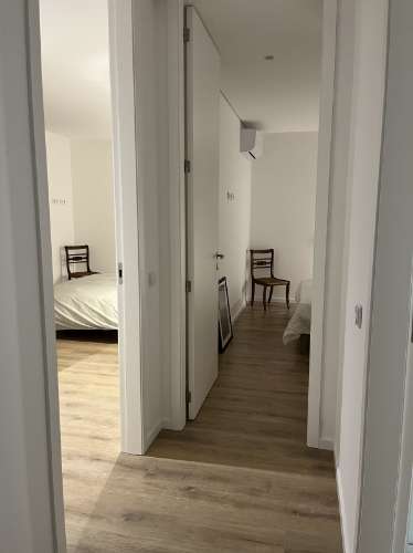 Penthouse T3 com 3 WC, duas varandas, sala e cozinha em open espace, lavandaria