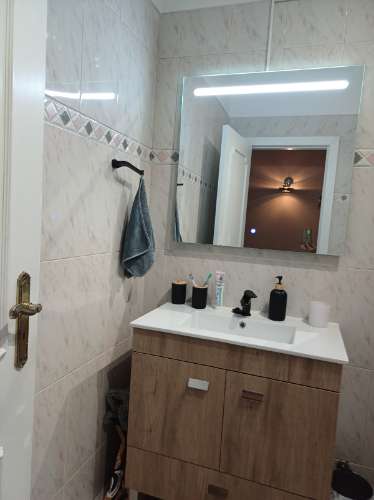Fantástico Apartamento T1 linhas modernas, totalmente renovado e equipado. Arrendamento Sazonal.