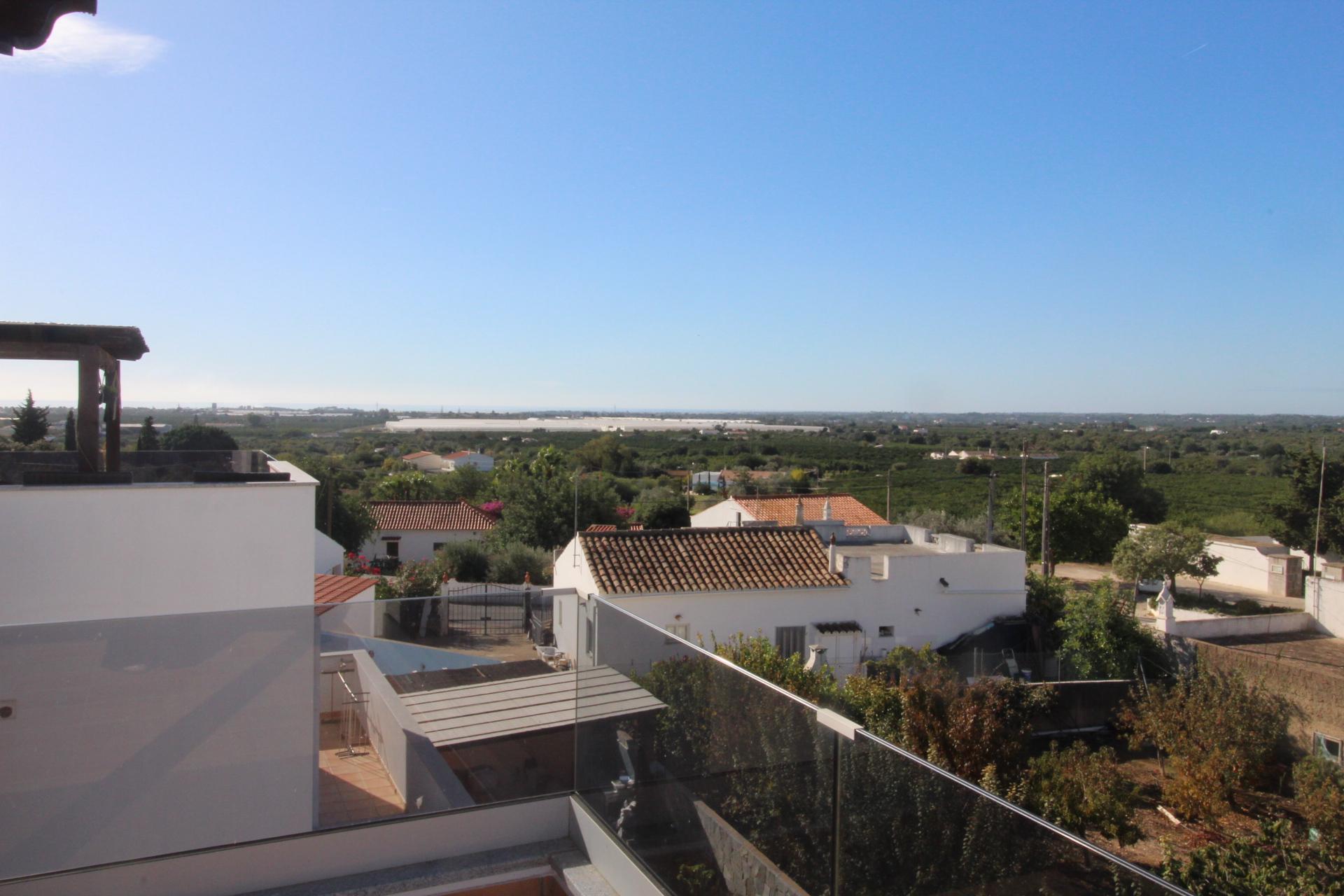 Moradia em condomínio com piscina a 10 minutos de Tavira