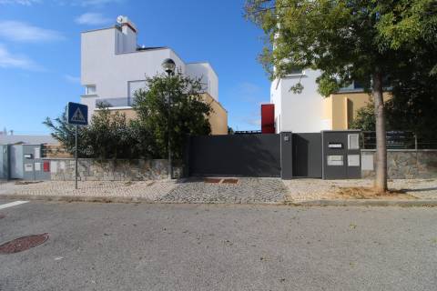 Moradia em condomínio com piscina a 10 minutos de Tavira